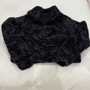 lululemon athletica Black Fleece Sweater limited edition